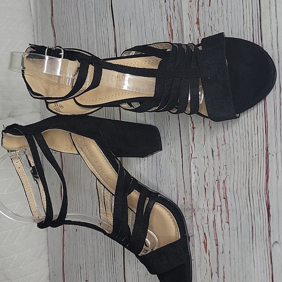 Chase + Chloe Black Strappy Sandals Size 9 NWOT - Picture 4 of 9